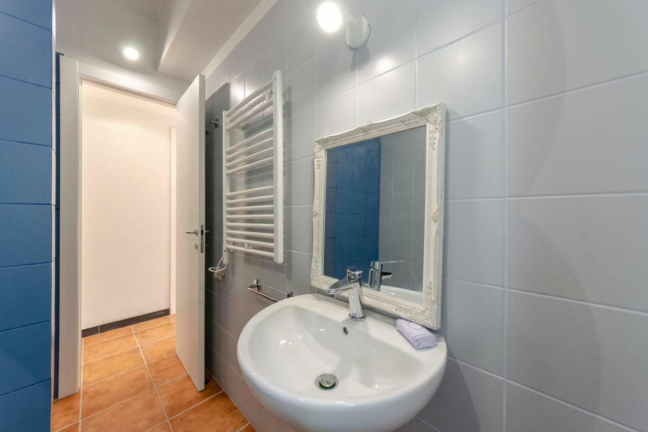 韦尔纳扎Joivy Family Flat With Little Patio, Cinque Terre公寓 外观 照片